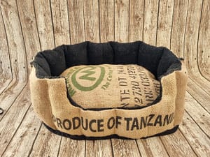 Pet Beds – Recycled Hessian Coffee Sack Pet Beds – FiddlyLily - 7